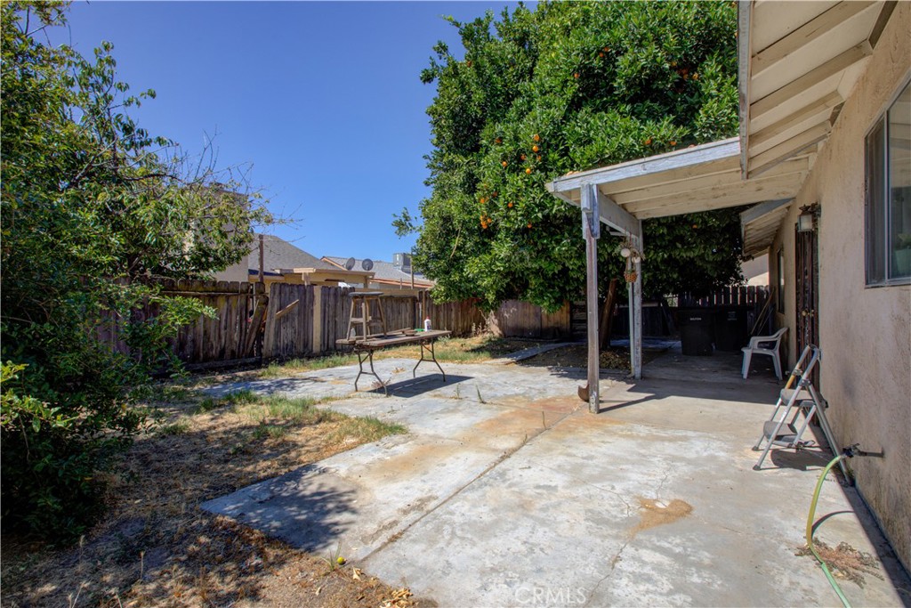 2064 Glenmoor Place Property Photo 14