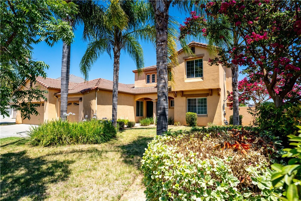 8185 Lakeshore Drive Property Photo 1