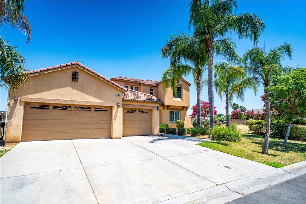 8185 Lakeshore Drive Property Photo 4