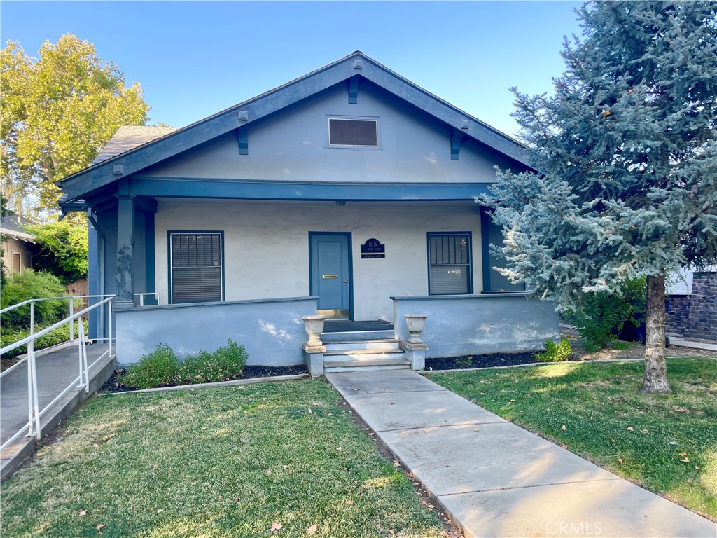 818 W 20th Street Property Photo 1
