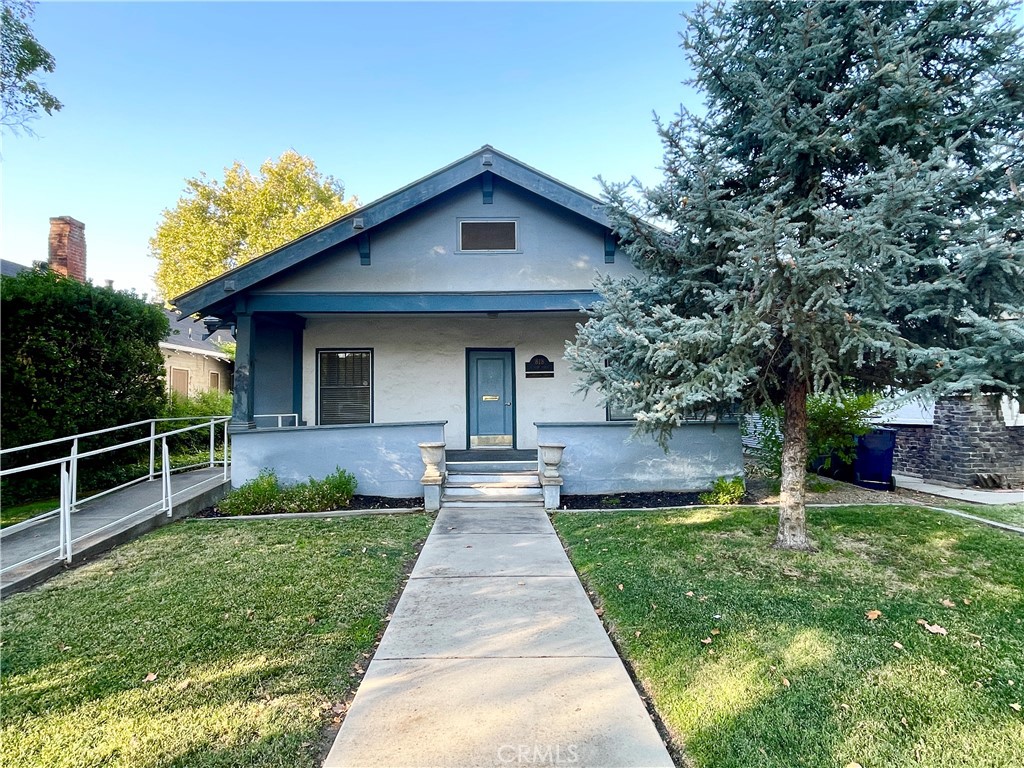 818 W 20th Street Property Photo 3