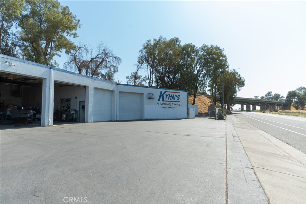 2579 Atwater Boulevard Property Photo 1