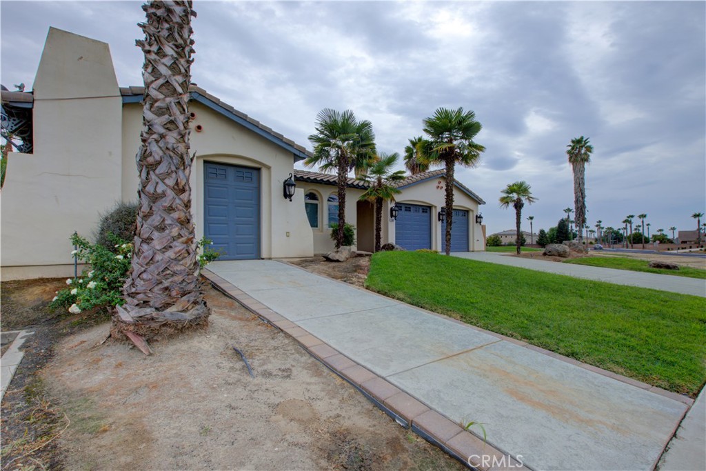 13045 Ridgewood Way Property Photo 4