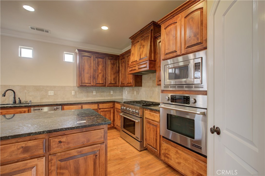 13045 Ridgewood Way Property Photo 15