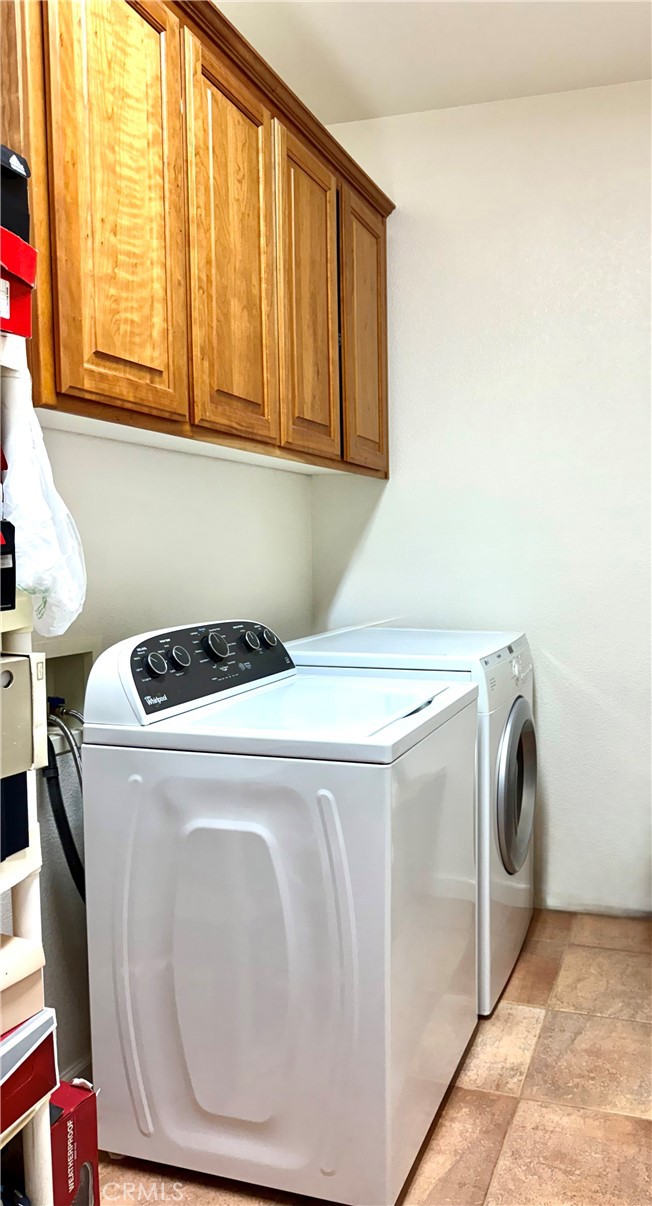 9200 Hunters Creek Way Property Photo 12