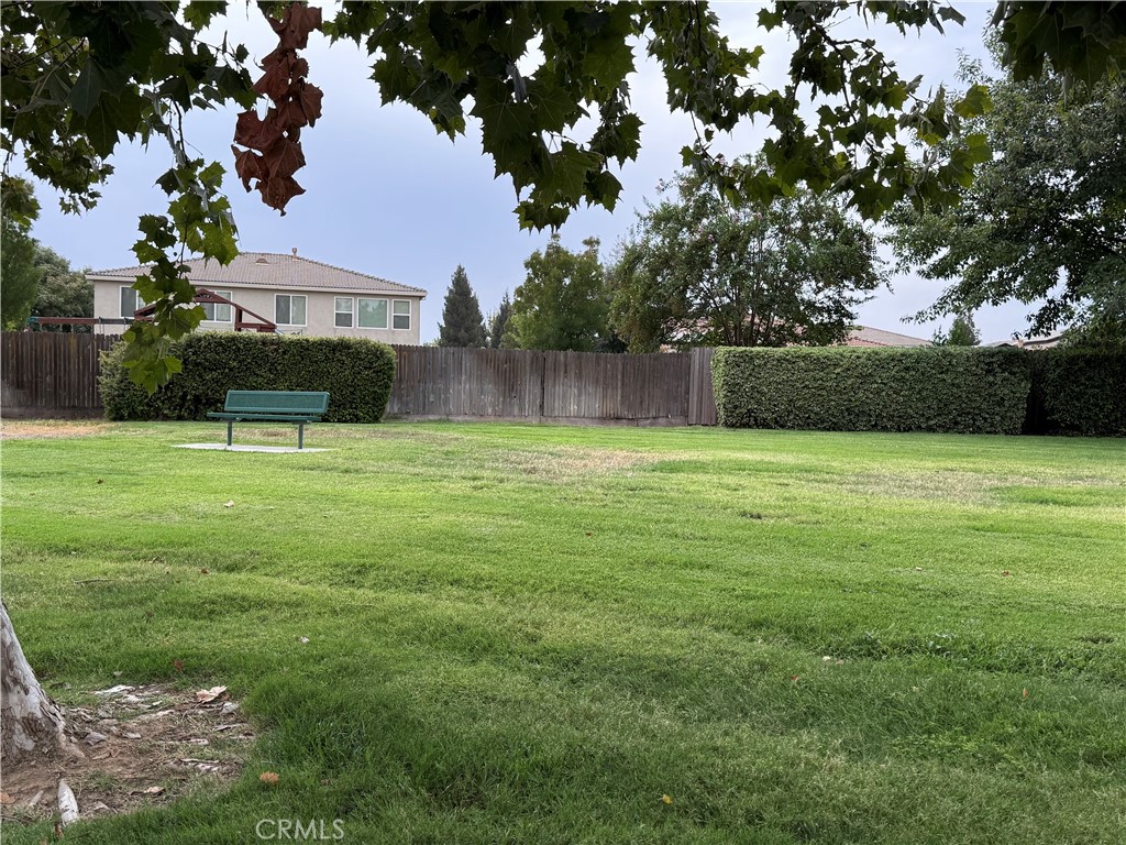 9200 Hunters Creek Way Property Photo 24