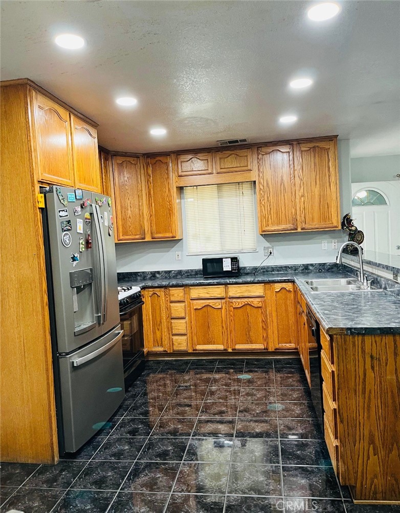 505 Mount Everest Property Photo 6