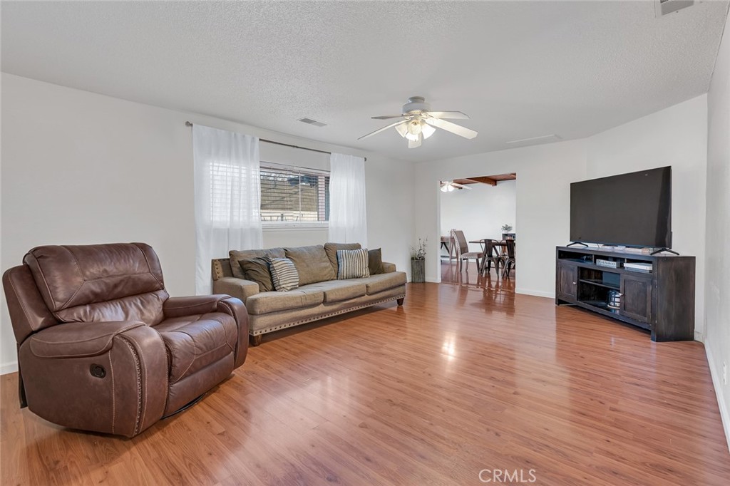 1062 Madison Property Photo 4