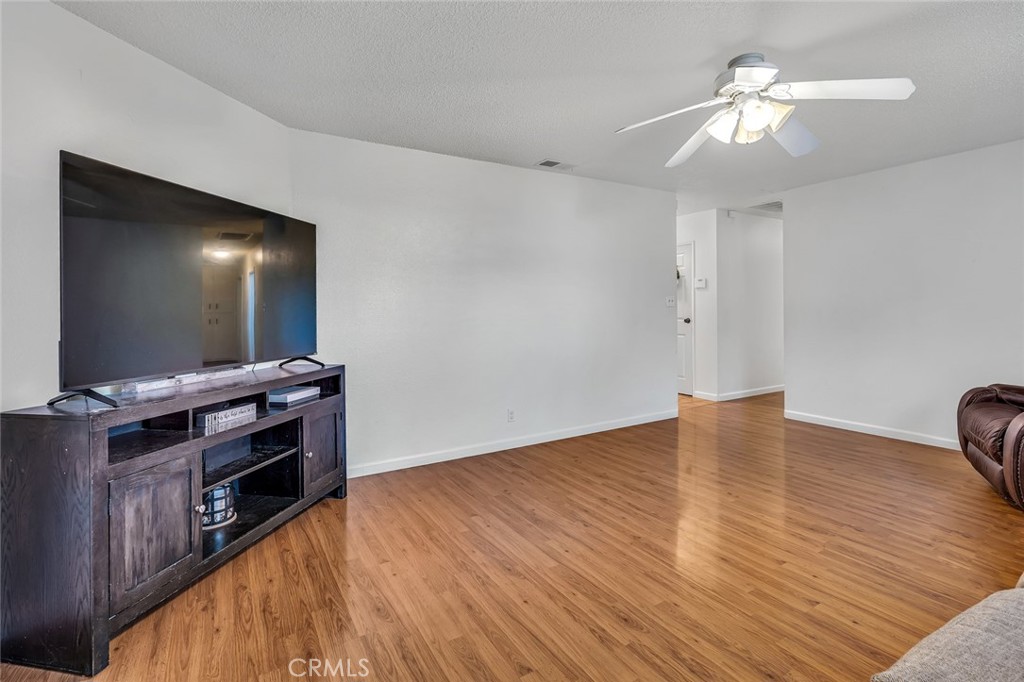 1062 Madison Property Photo 7