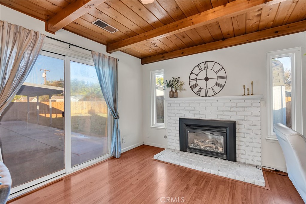1062 Madison Property Photo 16