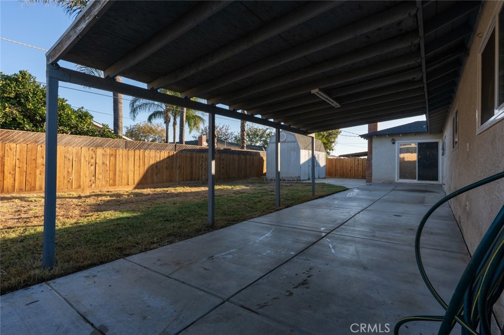 1062 Madison Property Photo 31