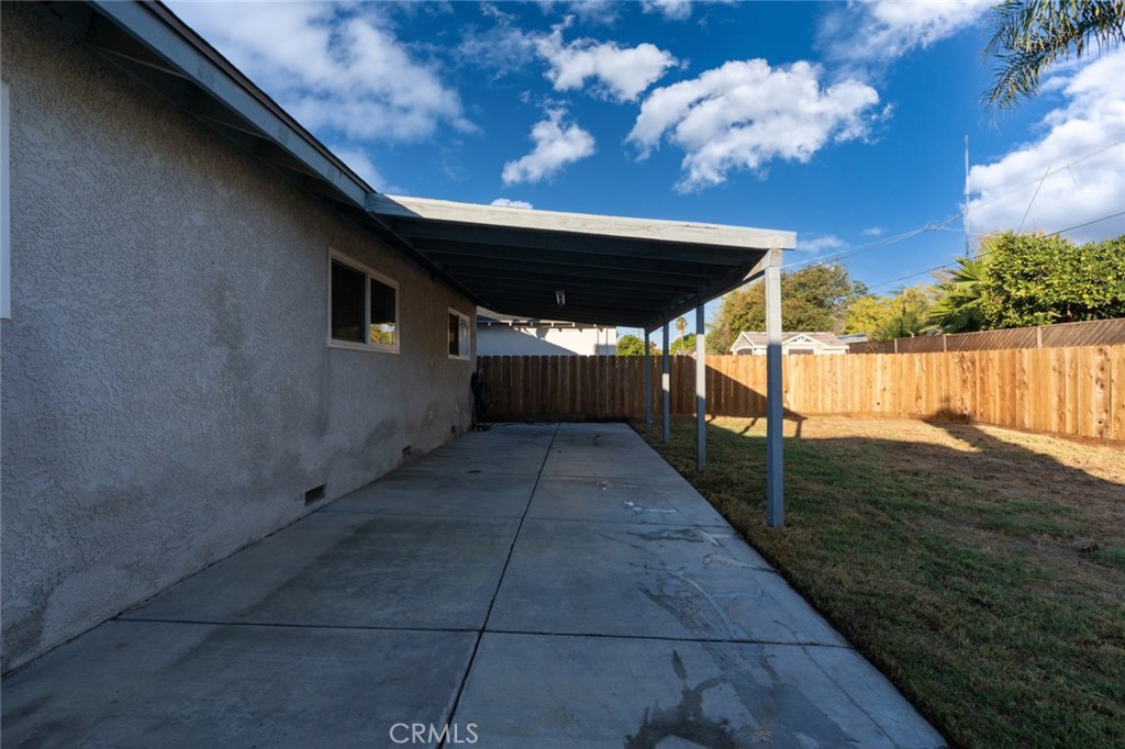 1062 Madison Property Photo 37