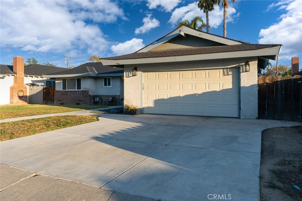 1062 Madison Property Photo 44