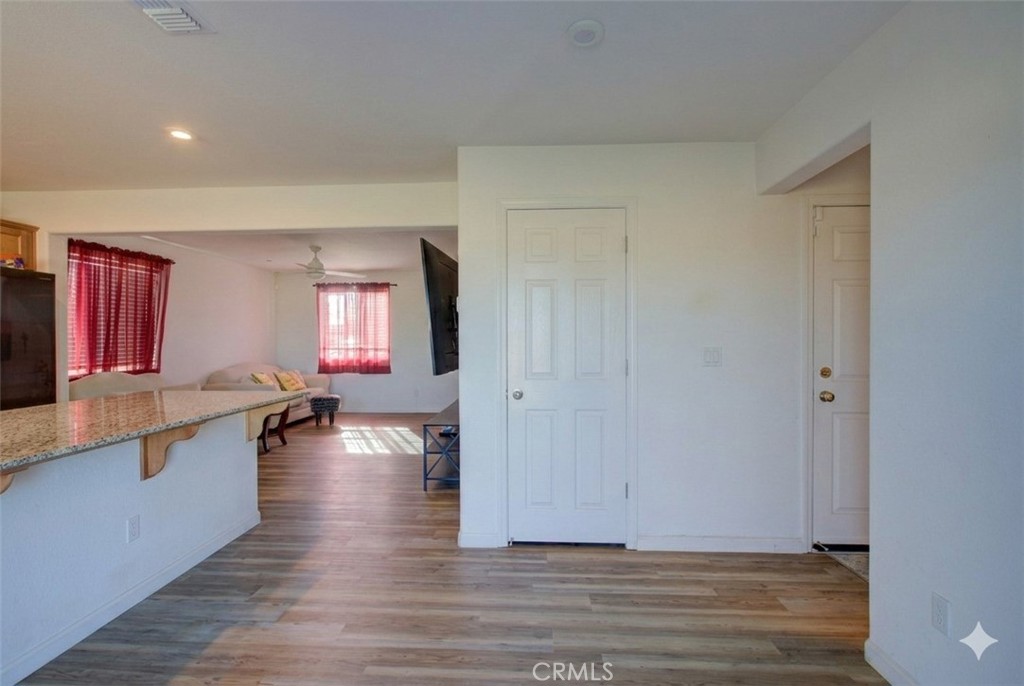 2010 Conadria Ave Property Photo 6