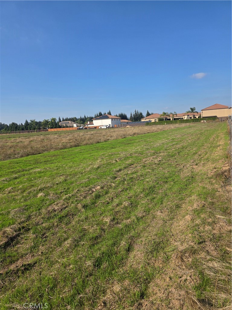 0 Queen Elizabeth Property Photo 1