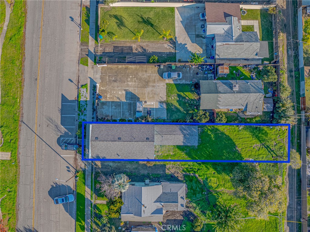 9387 Broadway Street E Property Photo 2