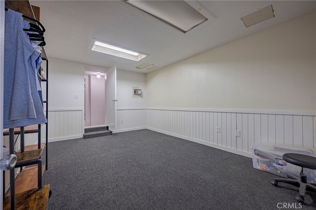 9387 Broadway Street E Property Photo 21