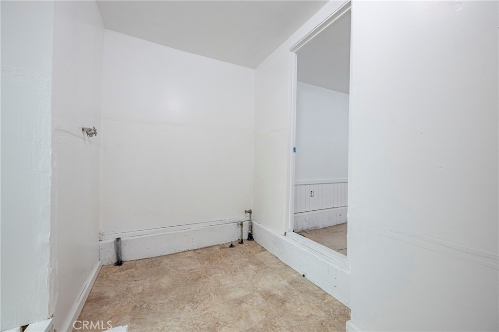 9387 Broadway Street E Property Photo 25
