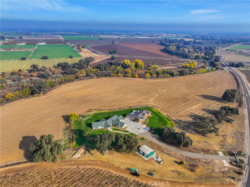 20170 River Road Property Photo 3