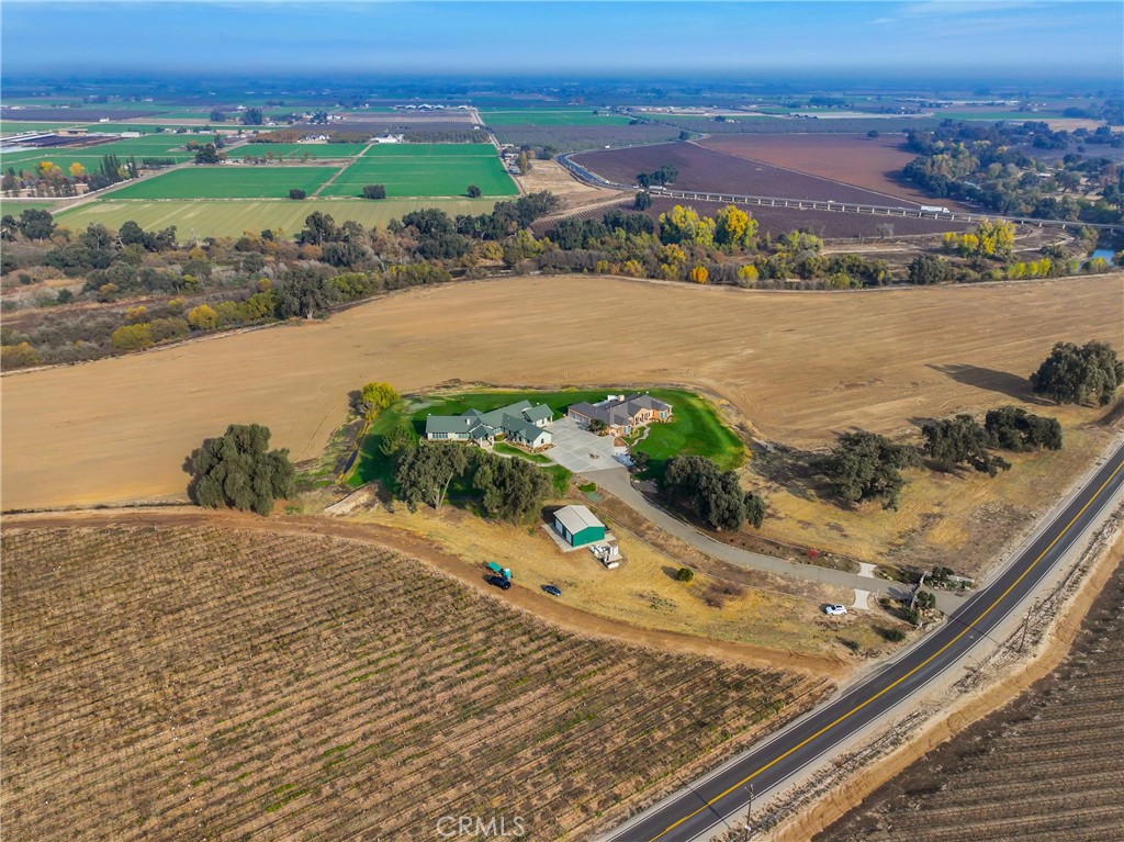 20170 River Road Property Photo 10