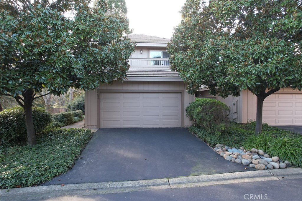 7423 Silver Birch Property Photo 1