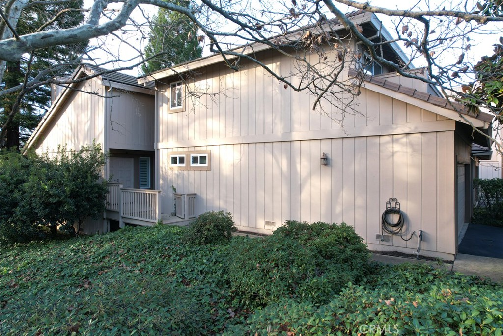 7423 Silver Birch Property Photo 2