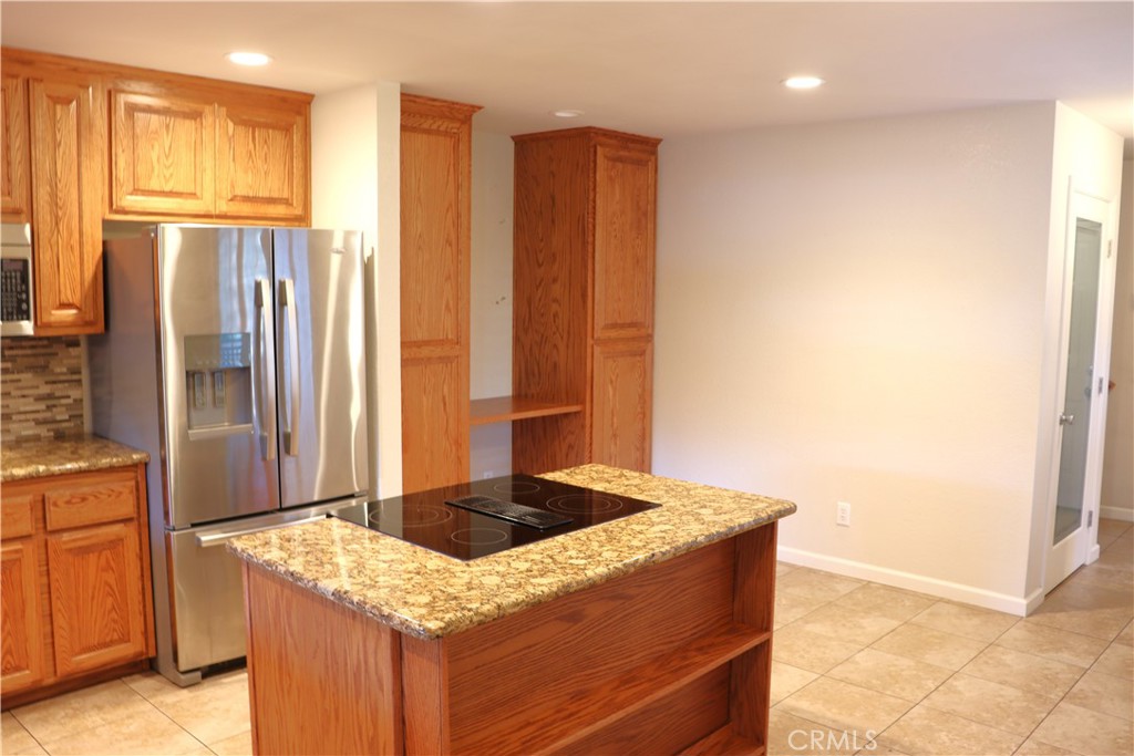 7423 Silver Birch Property Photo 9