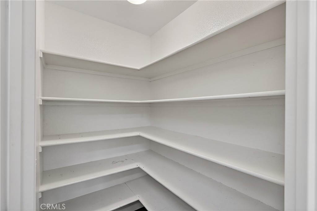 724 Robin Drive Property Photo 16