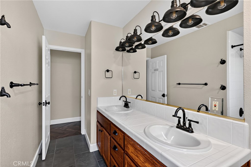 724 Robin Drive Property Photo 45