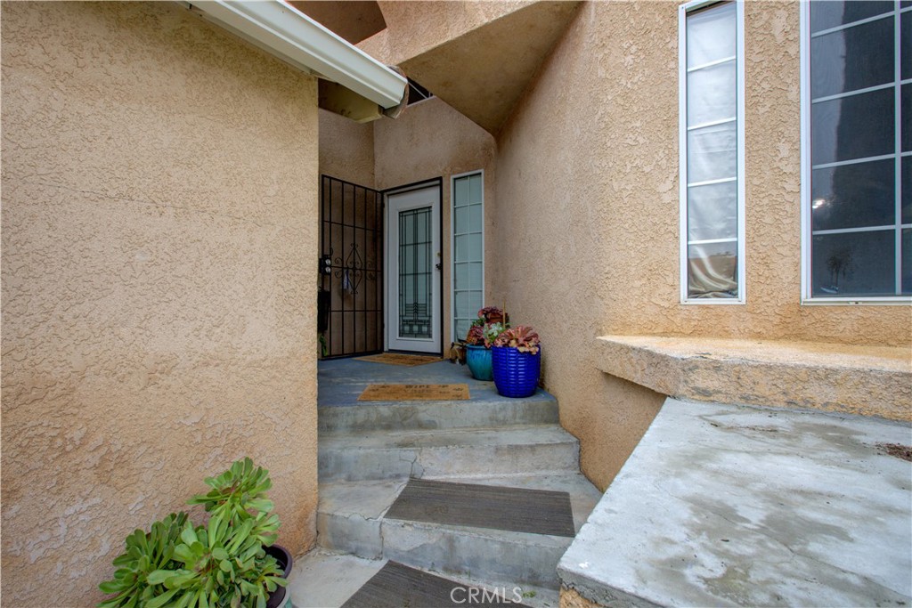 814 Casa Court Property Photo 4