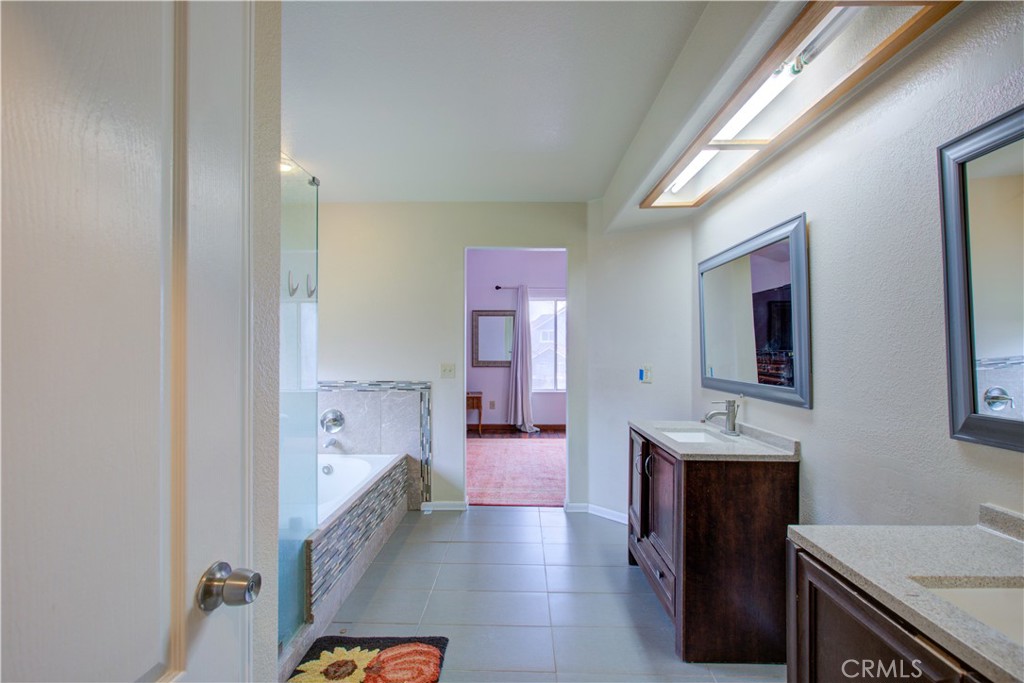 814 Casa Court Property Photo 33