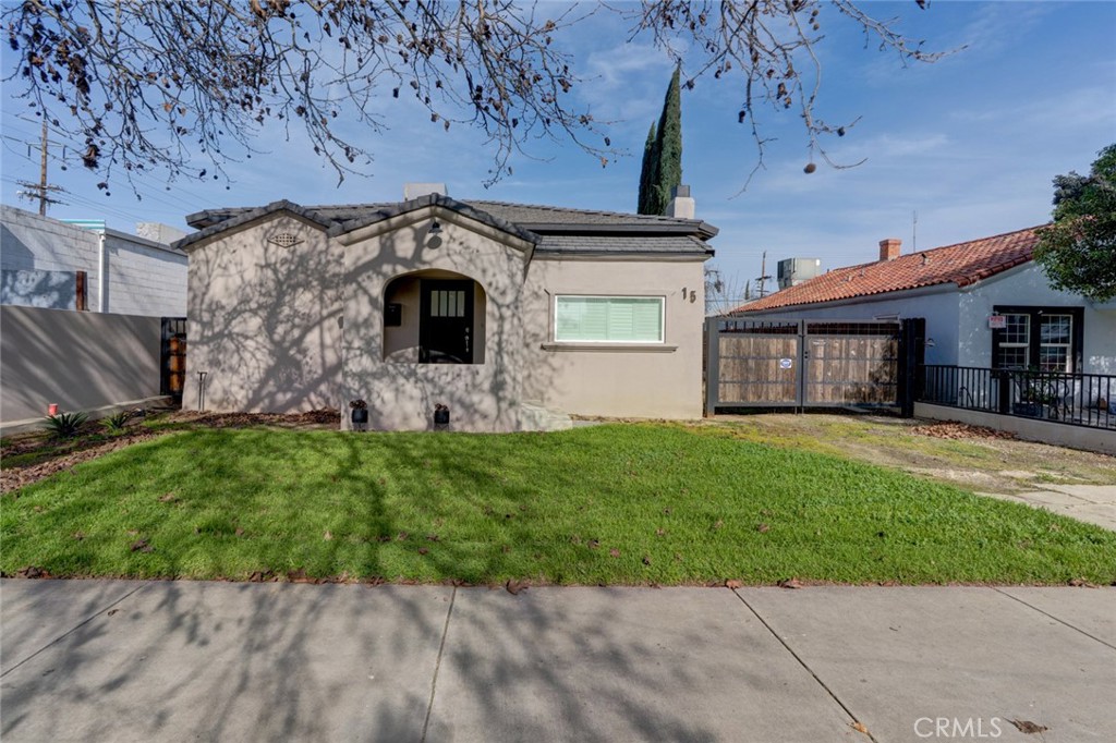 15 E 22nd Property Photo 2