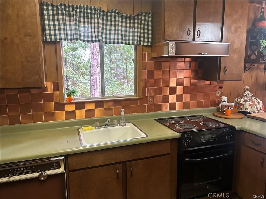 2273 Rawhide Property Photo 8