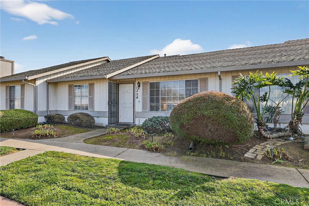 1754 Merced Property Photo 1