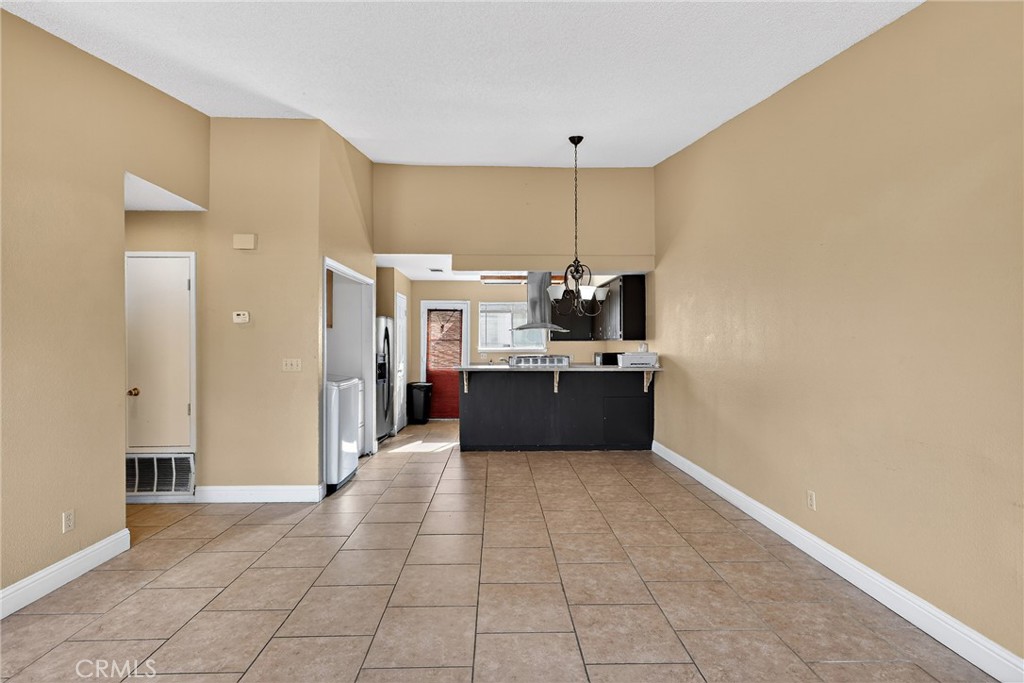 1754 Merced Property Photo 3