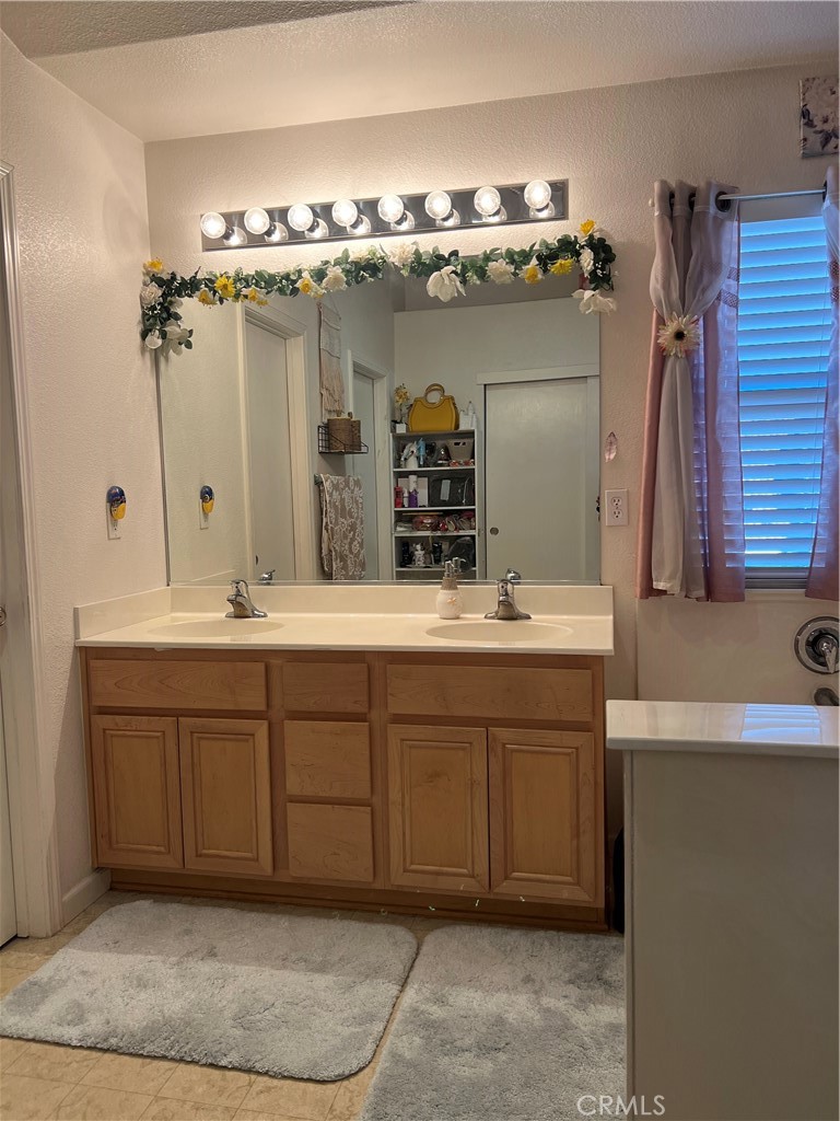 924 Dosangh Court Property Photo 21
