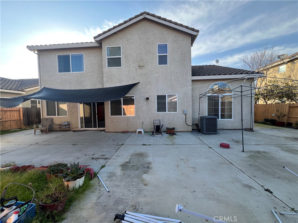 924 Dosangh Court Property Photo 39
