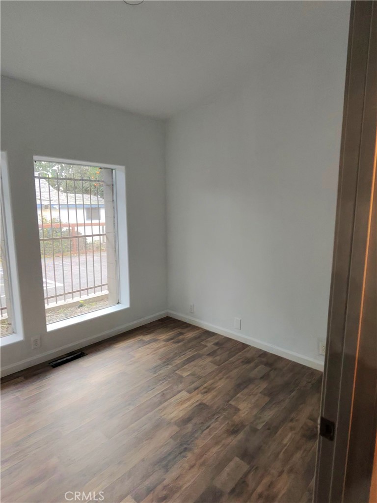 1253 Winton Way Property Photo 12