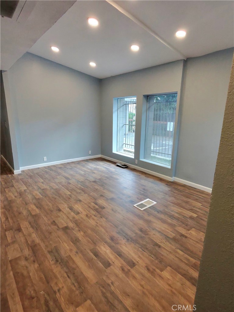 1253 Winton Way Property Photo 14