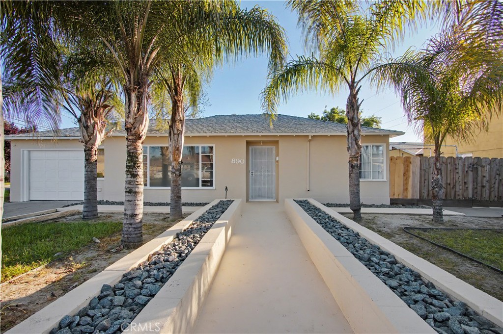 890 Barney Property Photo 2