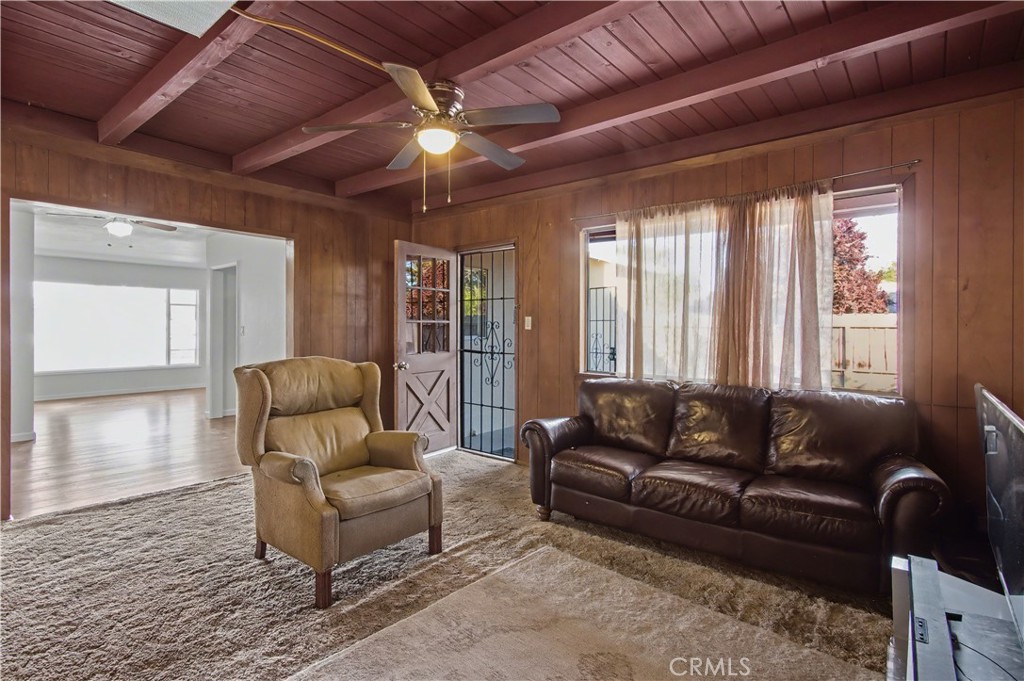 890 Barney Property Photo 14