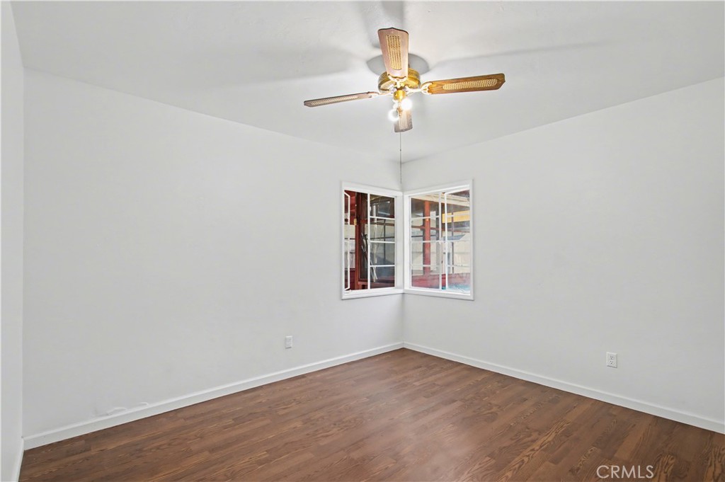 890 Barney Property Photo 18