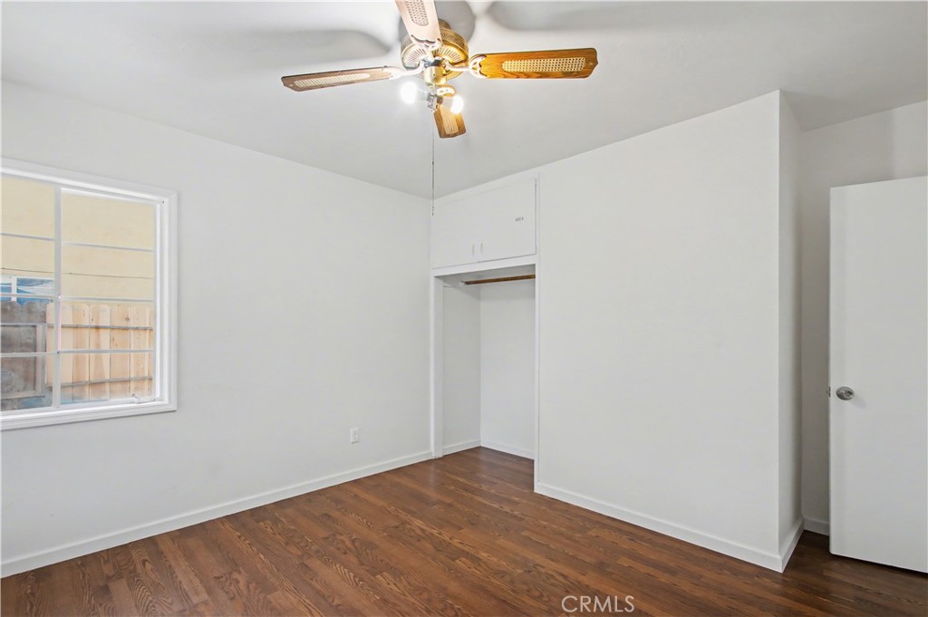 890 Barney Property Photo 19