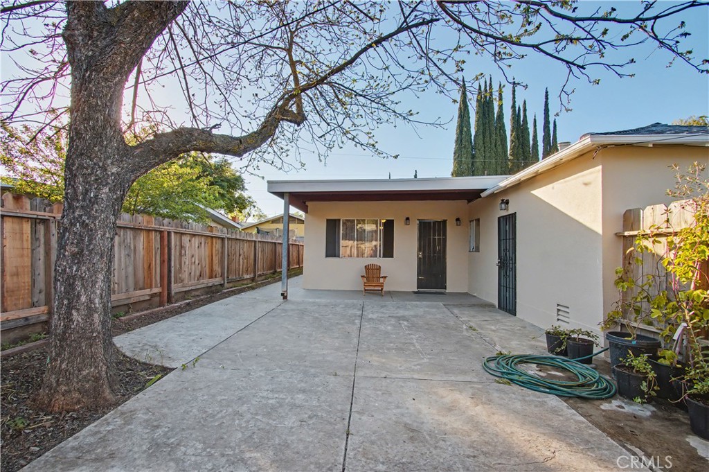 890 Barney Property Photo 28