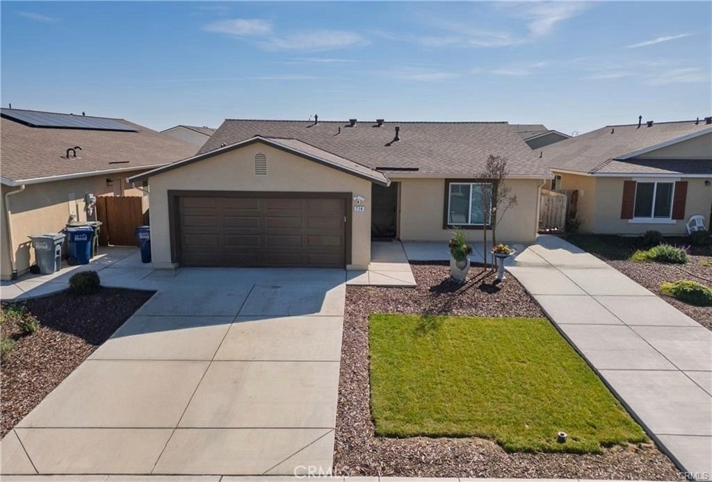 714 Dean Court Property Photo 1