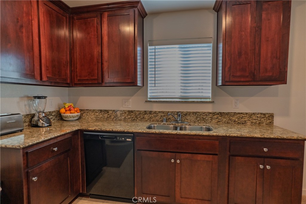 714 Dean Court Property Photo 9