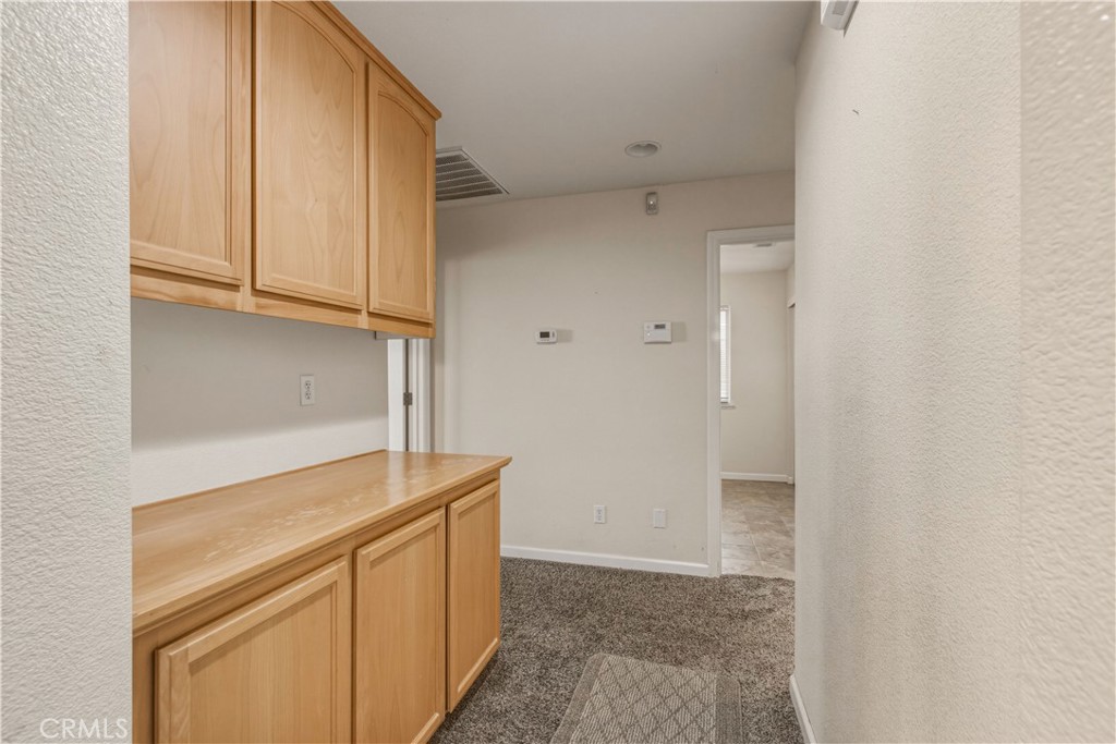 1525 La Sierra Street Property Photo 13