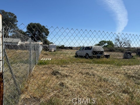 672 E Tache Property Photo 8