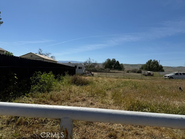 672 E Tache Property Photo 9