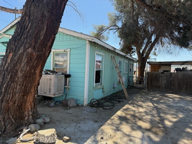 672 E Tache Property Photo 12